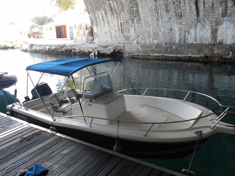 Vente bateau coque open White Shark 205+135 Cv Mercury Optimax  VENDU  VENDU   VENDU