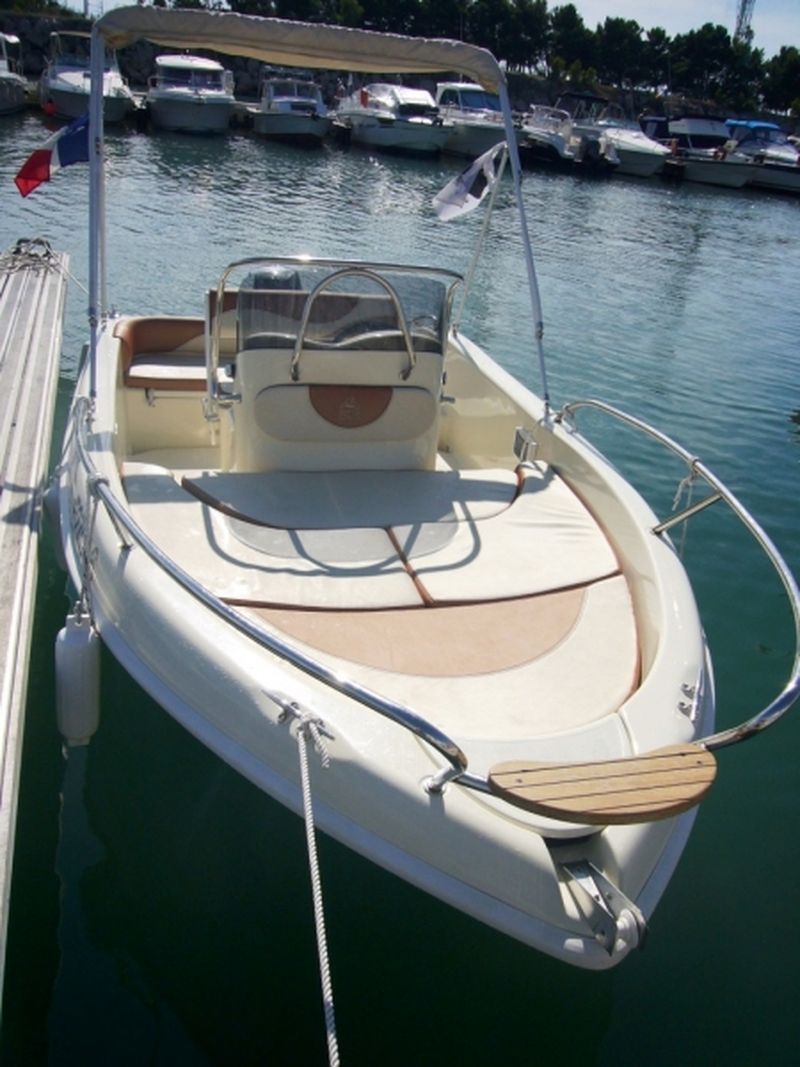 Vente de bateau TA Mare Jaguar 17 avec 60 cv Yamaha 4 Temps (Marseille) VENDU consulter nos occasions disponible sur notre site!