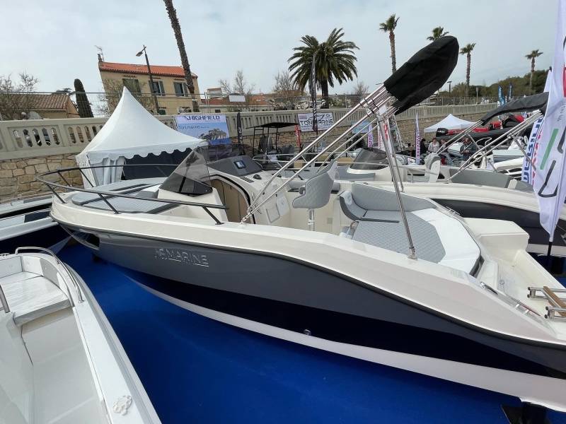 EOLO AS 23 star du dernier Moteur Boat, disponible à Marseille