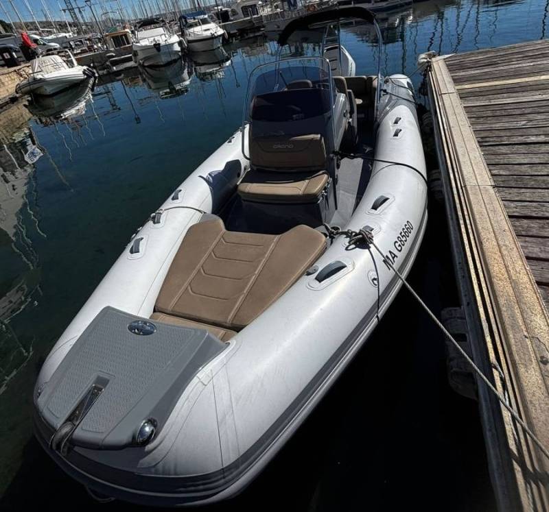 Semi-rigide GRAND G580 en occasion récente à saisir à Marseille l'Estaque