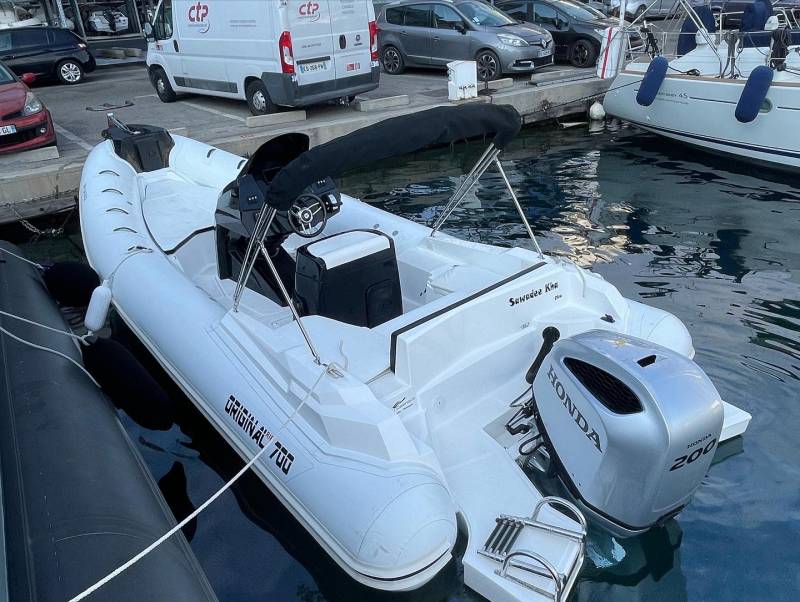 Location bateau avec 200CV