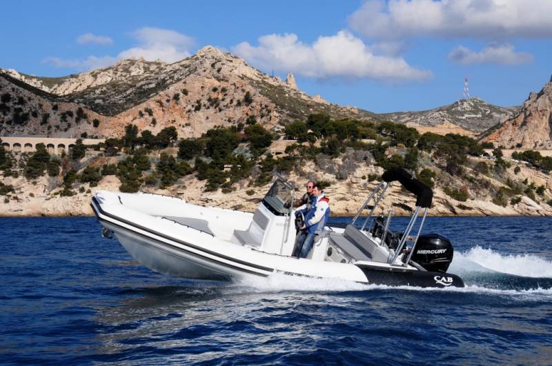 Permis bateau pas cher avec Bleu Calanque