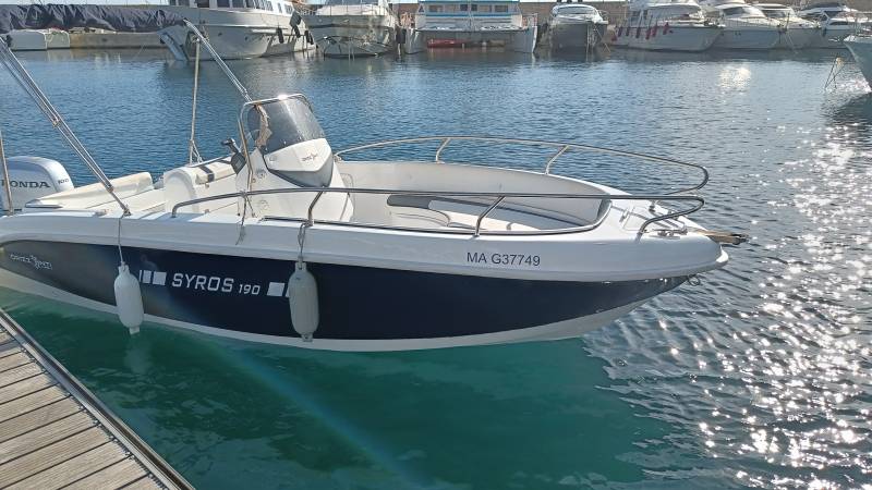 Orizzonti Syros 190 à Marseille avec 100cv Honda