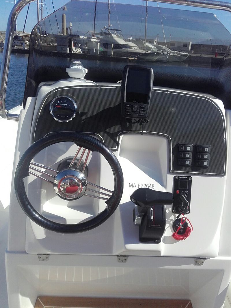 Location bateau semi-rigide 6.5m  Marsea 110 Confort avec 150cv Honda 4temps