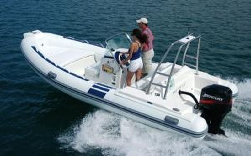 Bleu  Calanque vous propose le bateau North-star 185 WRT