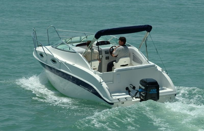 Louer un bateau Northstar 220 CD sur Marseille pour deux jours