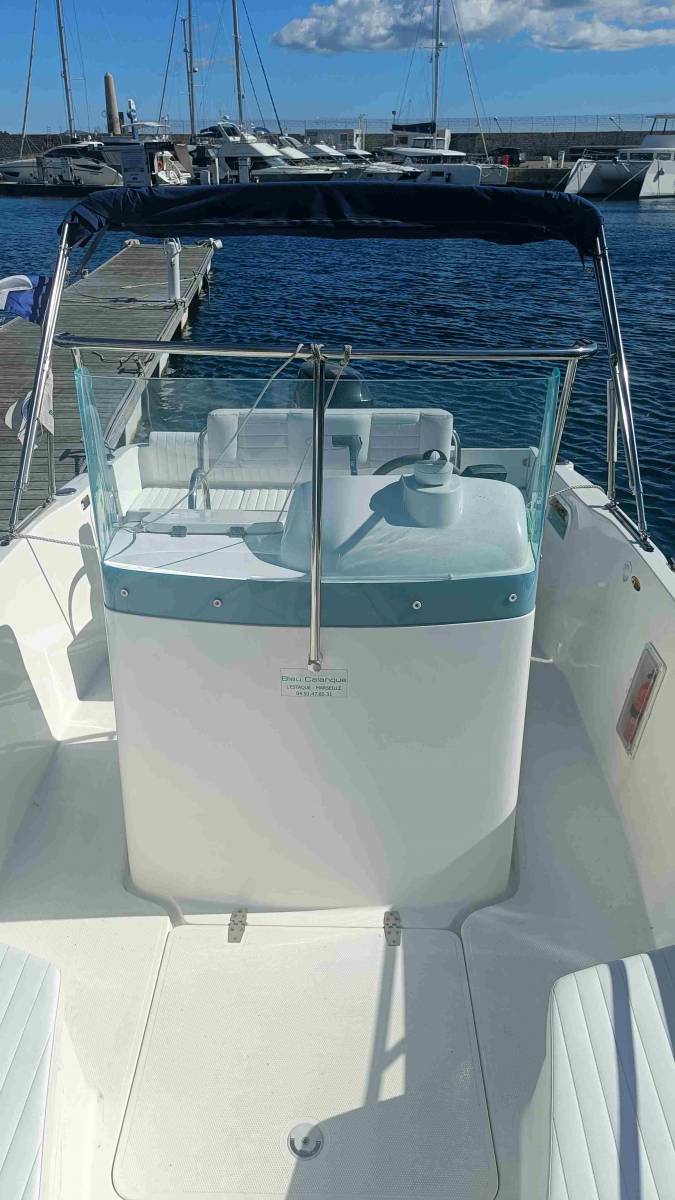 Bateau open Northstar 220 cc + 175 Suzuki 2009
