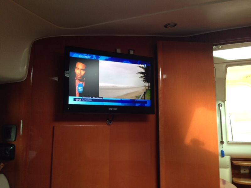 Bateau Cabine Cruiser Jeanneau Prestige 34 Hard Top 2x280cv Diesel Volvo toutes options année 2005 BATEAU VENDU