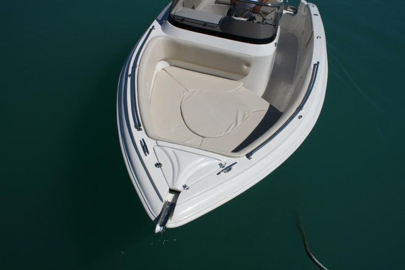Vente bateau coque open Eolo 650 open avec 200cv Suzuki 4 temps VENDU