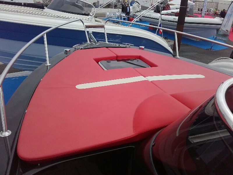 Vente bateau coque sun deck Eolo 730 day avec 200cv Yamaha 4 temps VENDU VENDU VENDU