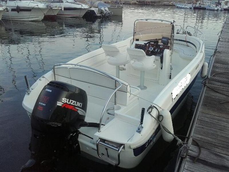 Vente bateau d'occasion RIO 550 SOL Open + 115cv Suzuki 4 temps VENDU consulter nos occasions disponible sur notre site!