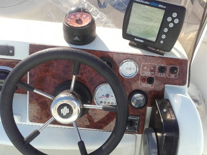 Vente bateau d'occasion RIO 550 SOL Open + 115cv Suzuki 4 temps VENDU consulter nos occasions disponible sur notre site!