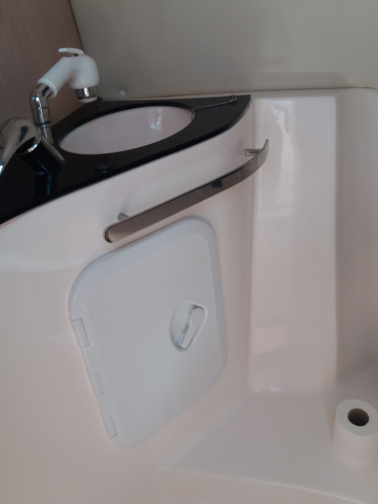 VENDU Vente bateau Eolo 750 day + 200cv Suzuki VENDU