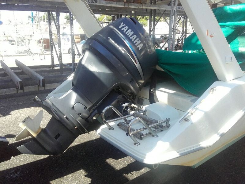 VENDU vente bateau Salpa 625 open avec 100cv Yamaha 4 temps VENDU VENDU VENDU