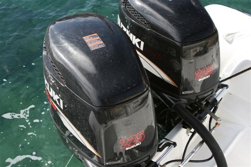 Vente bateau semi rigide Nautica-Cab Dorado 8,70 moteur 300CV