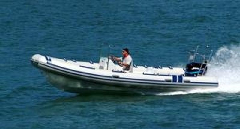 Bleu  Calanque vous propose le bateau Northstar 225 RM