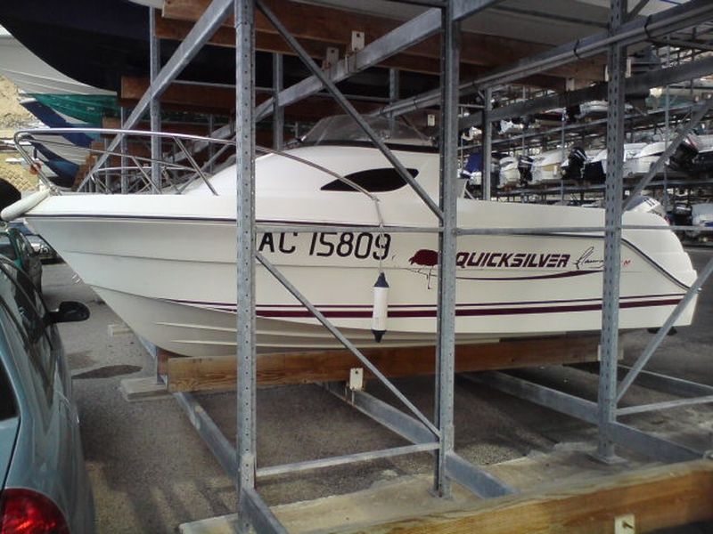 Bleu calanque vous propose le bateau Quicksilver Flamingo 520