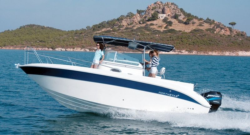 Bleu  Calanque vous propose le bateau Northstar 260 ccd