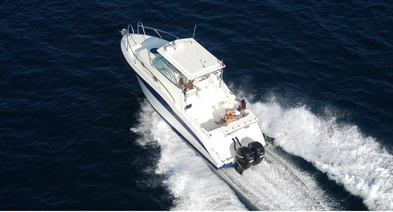 Bleu  Calanque vous propose le bateau Northstar 320 wa
