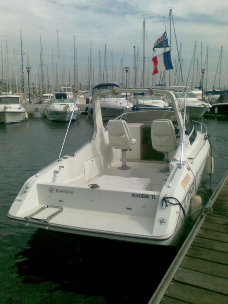 VENDU Vente bateau Cabin Cruiser Jeanneau Leader 655  VENDU consulter nos occasions disponible sur notre site!