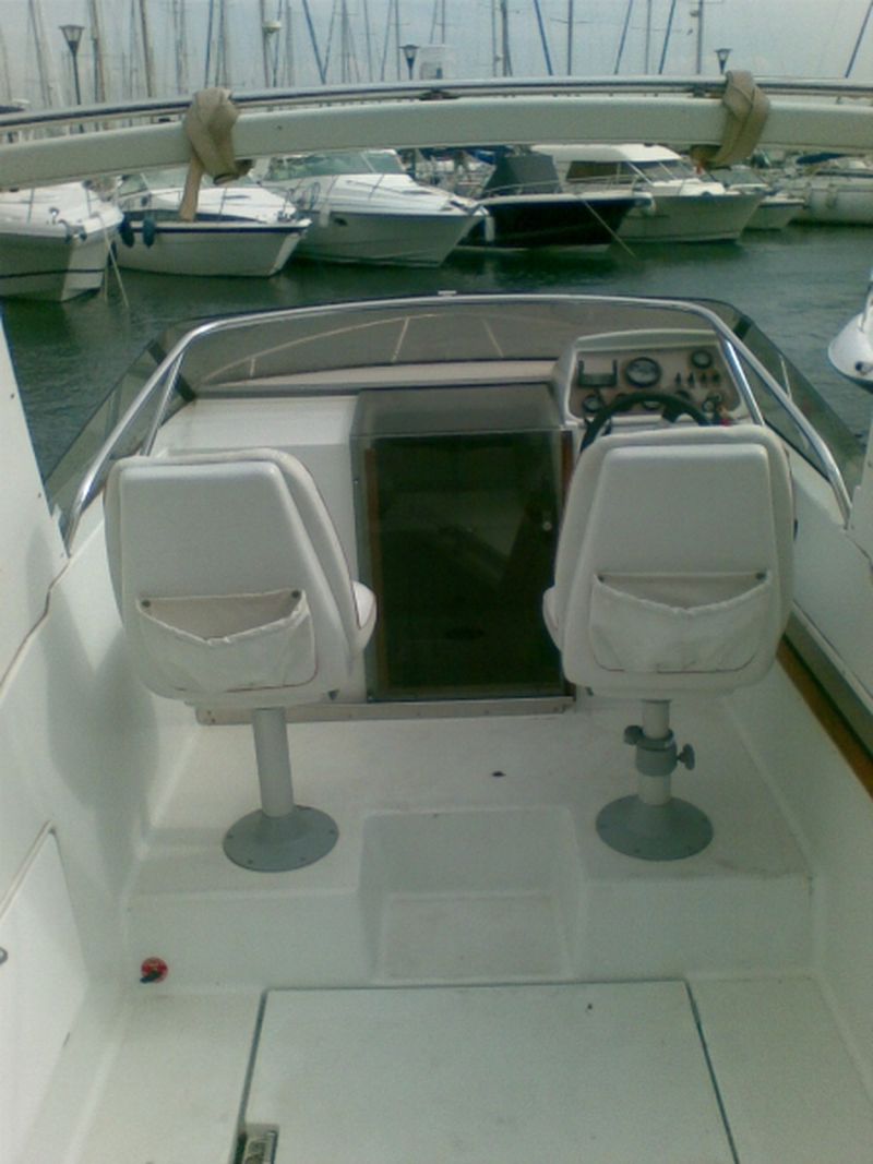 VENDU Vente bateau Cabin Cruiser Jeanneau Leader 655  VENDU consulter nos occasions disponible sur notre site!