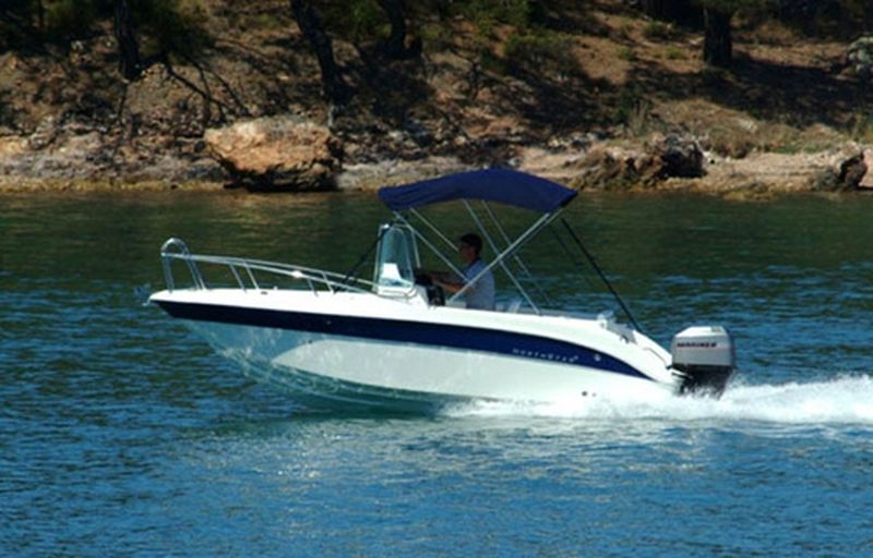 VENDU Vente bateau coque open Northstar 190cc moteur Optimax 115CV 2 temps injection VENDU consulter nos occasions disponible sur notre site!