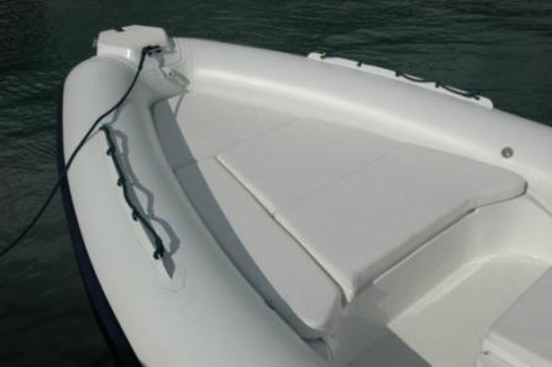Vente bateau Semi Rigide Nautica-Cab Dorado 750 avec moteur Suzuki 200cv 4 temps VENDU consulter nos occasions disponible sur notre site!