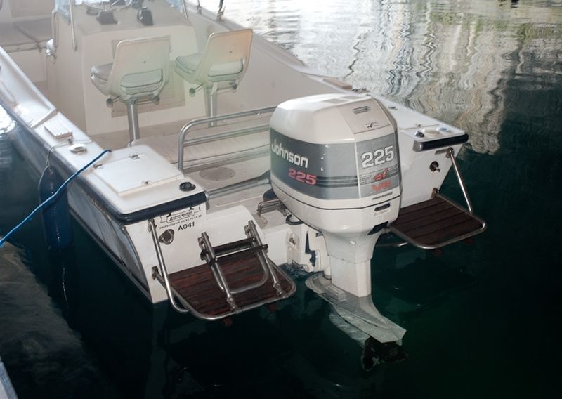 Vente bateau open MAKO 211  moteur 225 cv Johnson  VENDU consulter nos occasions disponible sur notre site!