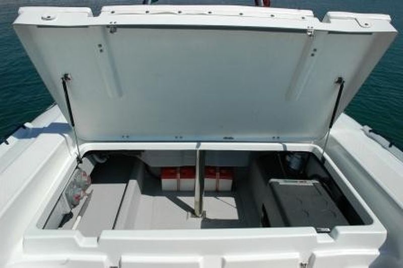 Vente bateau Nautica-cab DORADO 870 + 2x 225cv Suzuki VENDU consulter nos occasions disponible sur notre site!