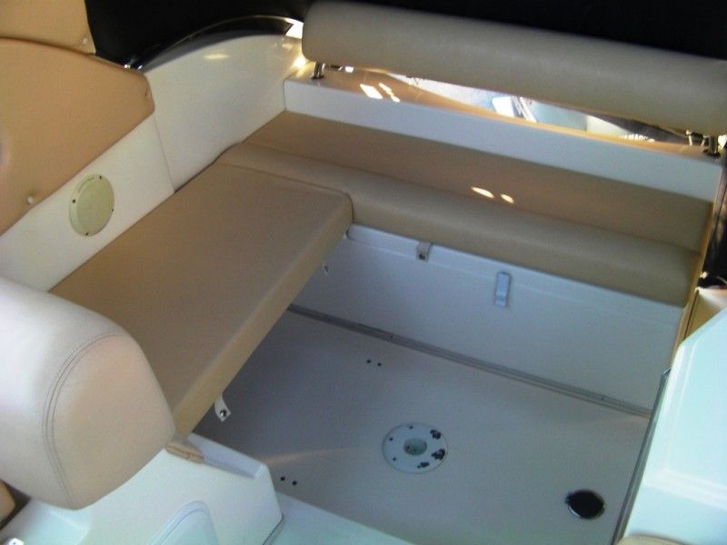 Bateau Eolo 24 Cruiser avec 225cv Ymaha 4 temps injection hors bord VENDU consulter nos occasions disponible sur notre site!