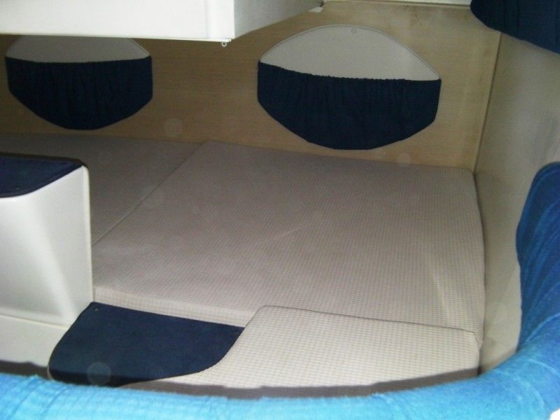 Bateau Eolo 24 Cruiser avec 225cv Ymaha 4 temps injection hors bord VENDU consulter nos occasions disponible sur notre site!