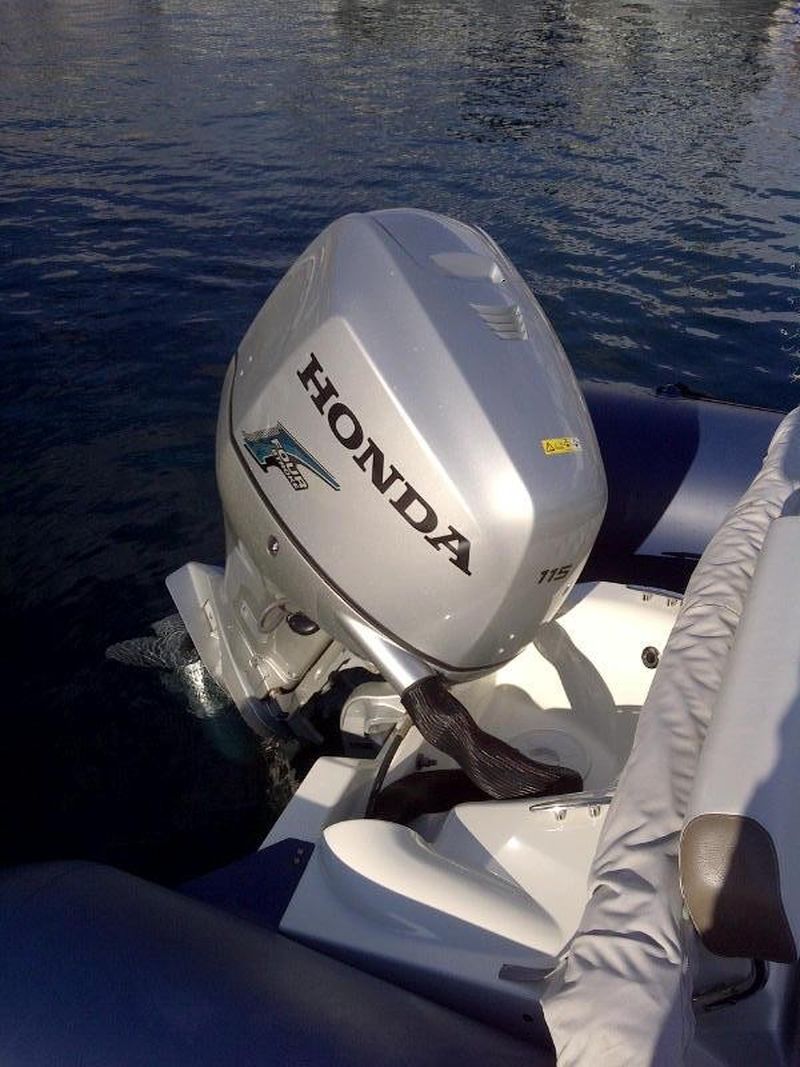 Vente bateau semi rigide Bombard 650 Sunrider avec 115cv Honda 4 temps VENDU consulter nos occasions disponible sur notre site!