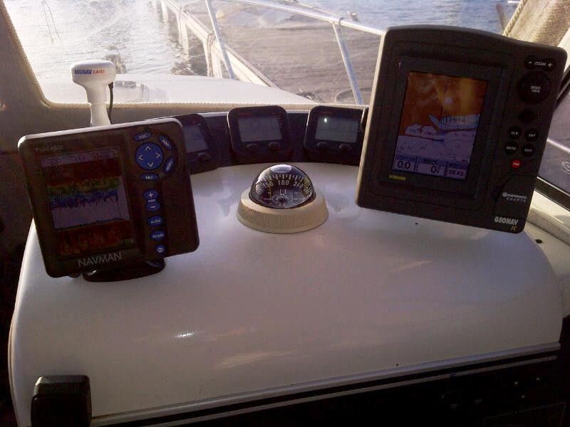 Vente bateau Ultramar 650 Week End Timonier bi moteurs Yamaha F50 4 temps VENDU consulter nos occasions disponible sur notre site!