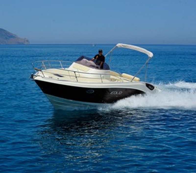 Vente bateau Sun deck Eolo 750 day +225cv Suzuki 4 temps injection 2011 VENDU consulter nos occasions disponible sur notre site!