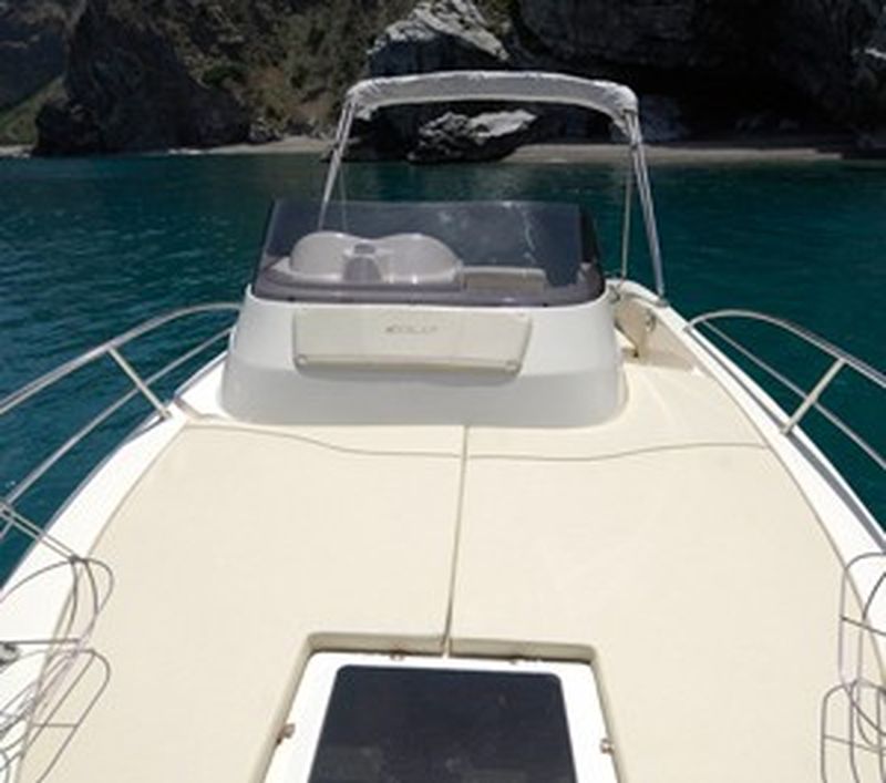 Vente bateau Sun deck Eolo 750 day +225cv Suzuki 4 temps injection 2011 VENDU consulter nos occasions disponible sur notre site!