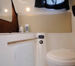 Vente bateau Sun deck Eolo 750 day +225cv Suzuki 4 temps injection 2011 VENDU consulter nos occasions disponible sur notre site!