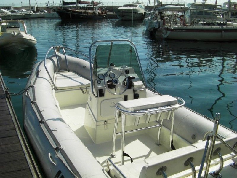 Semi rigide ZOdiac pro open 650 +150cv Honda 4 temps injection VENDU consulter nos occasions disponible sur notre site!