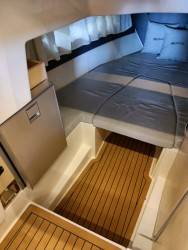 Location AS23 - coque dure  200CV - 7 personnes