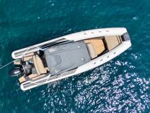 Bleu Calanque -  Location d'un bateau à coque semi-rigide sans permis dans les Calanques de Cassis