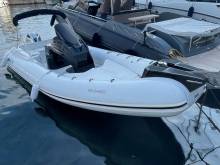 Service de location de bateaux  dans les Calanques de Cassis