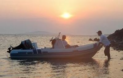 Service de location de bateaux  à l'Estaque 13016