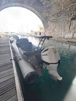 Service de location de bateaux  à l'Estaque 13016